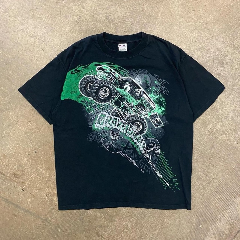 Vintage Y2K Gravedigger Monster Trucks 2000s Motor Sports Skate T-Shirt Size XL
